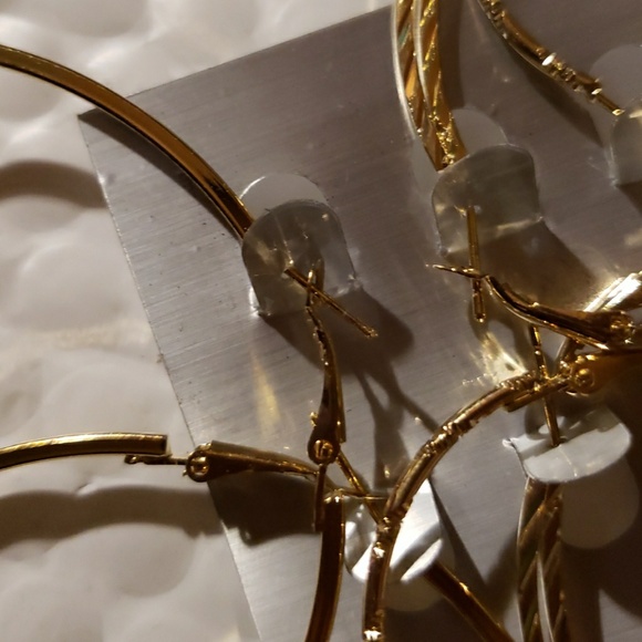 ALL GOLDEN EARRINGS - Picture 6 of 6